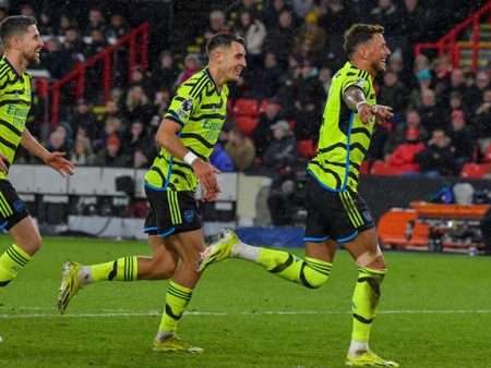 6-0！阿仙奴太殘暴，4場狂轟21球，英超爭標三足鼎立